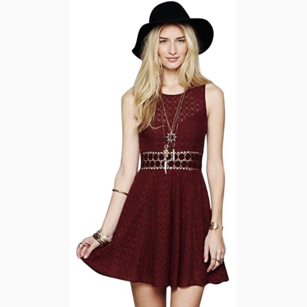 FREE PEOPLE Daisy Waist Dress in Maroon
